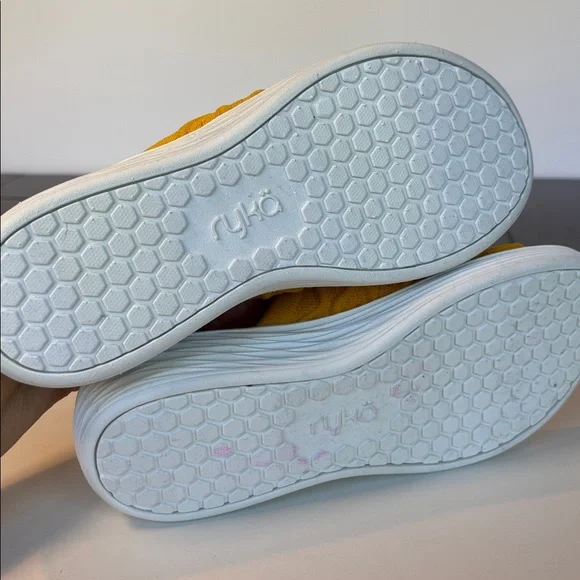 Ryka Ortholite Golden Yellow Slide Sandals. Size 8w - Picture 7 of 7